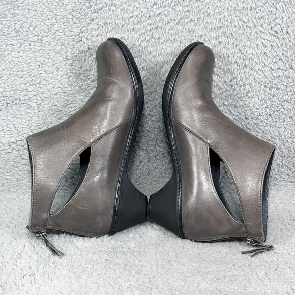 Dansko Bonita Womens Size 37 US 6.5-7 Ankle Booties Gray Leather Cutout Zip - Picture 6 of 9